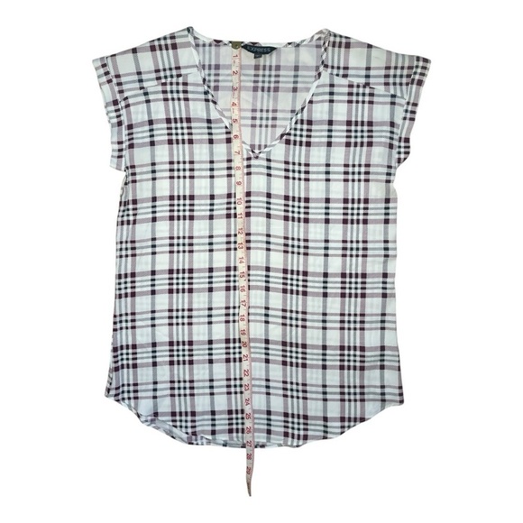 Express V-neck blouse Size:S and one crew neck size:xs - Picture 10 of 16